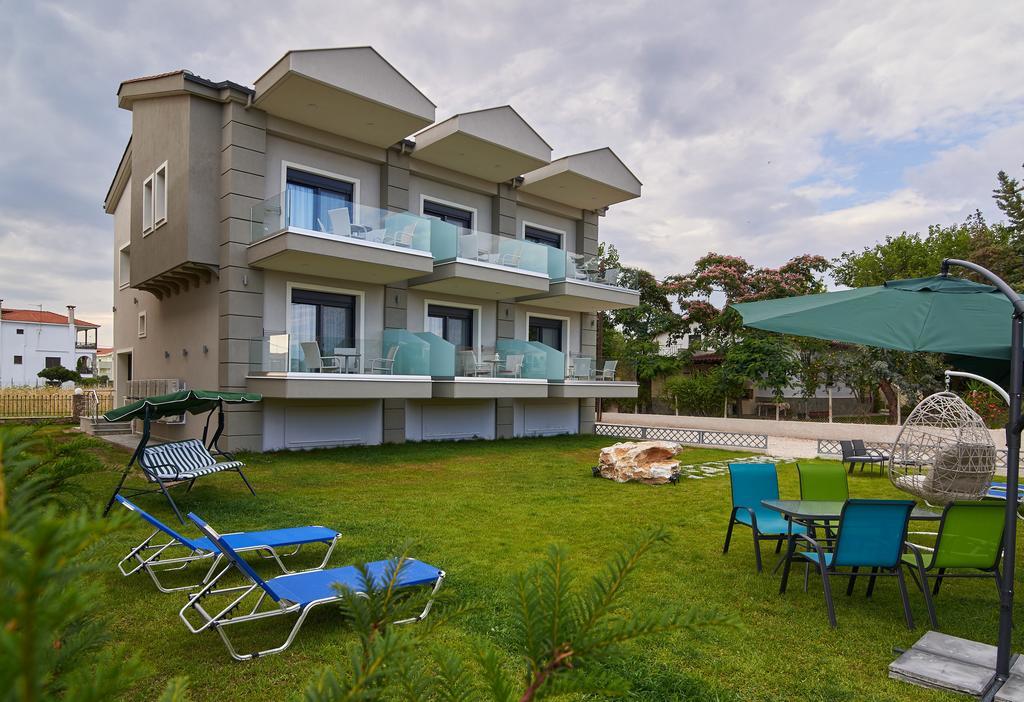 Grey House Apartments Nikiti  Exterior photo